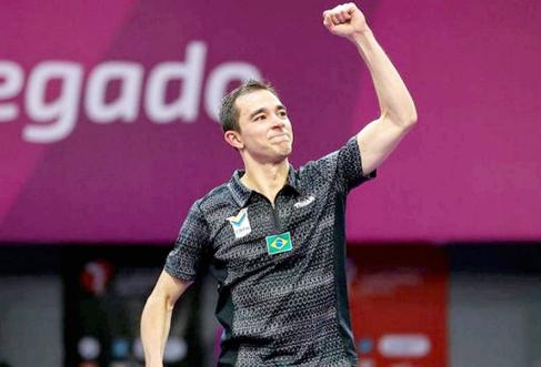 严密盯防下 严密盯防下