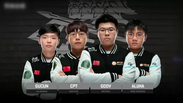 击方面表现 击方面表现