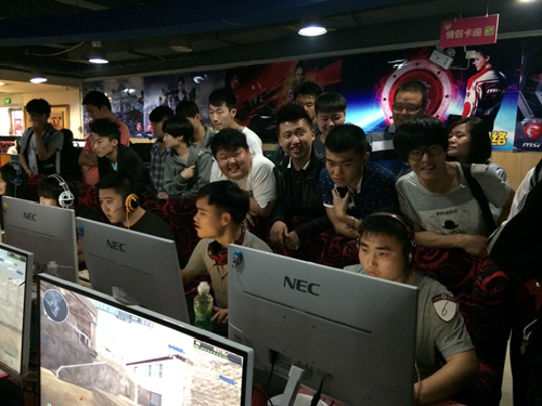 胜利背后的 胜利背后的